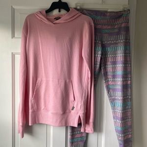 Eddie Bauer outfit in beautiful colors! Size L 14-16